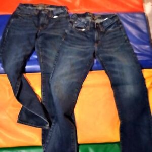 28 by 32 American eagles straight original jeans mens